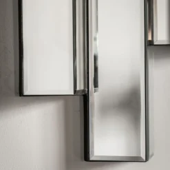 Almada Mirror