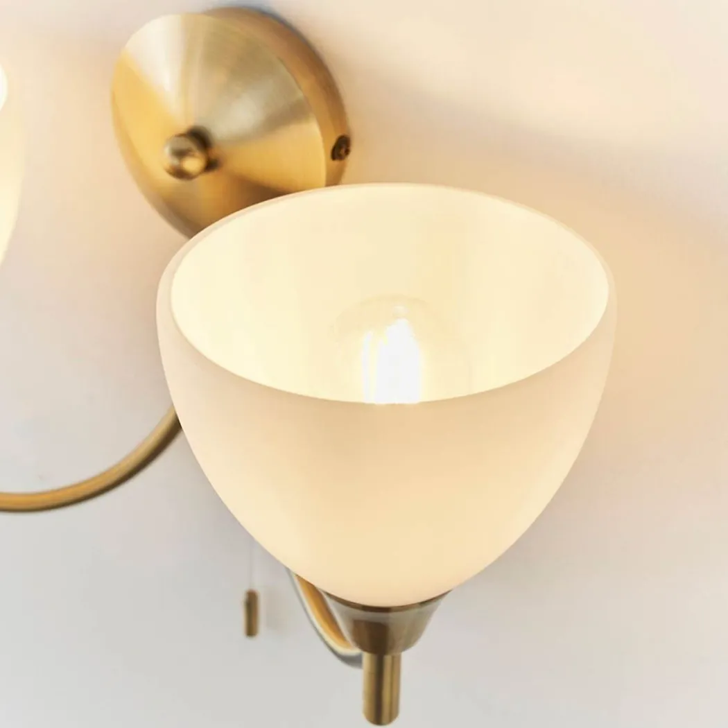 Alton 2-light Antique Brass Wall Light