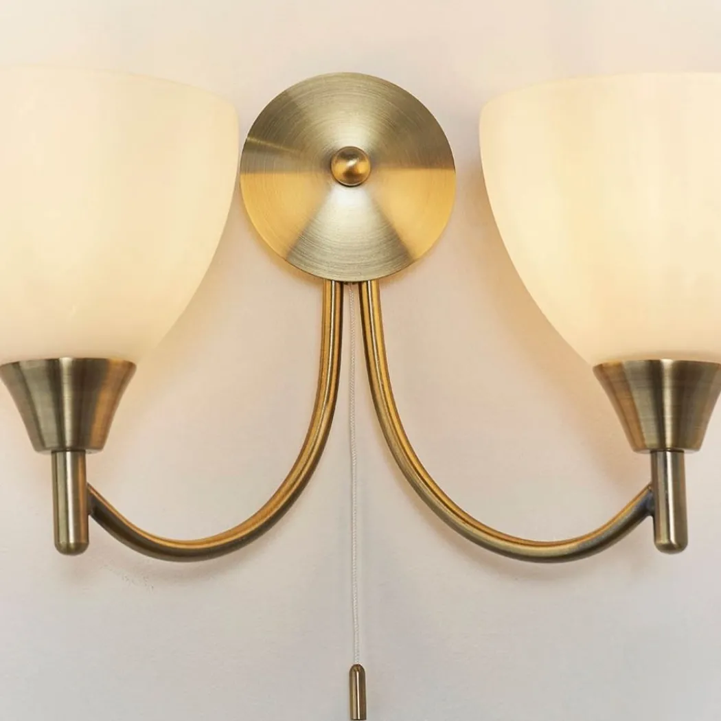 Alton 2-light Antique Brass Wall Light