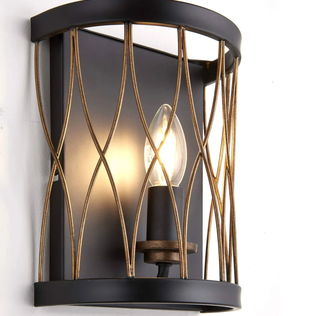 Heston Wall Light