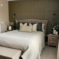 Montgomery Wall Light