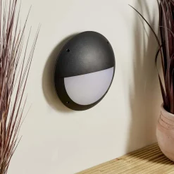 Seran Eyelid LED Outdoor Wall Light IP65