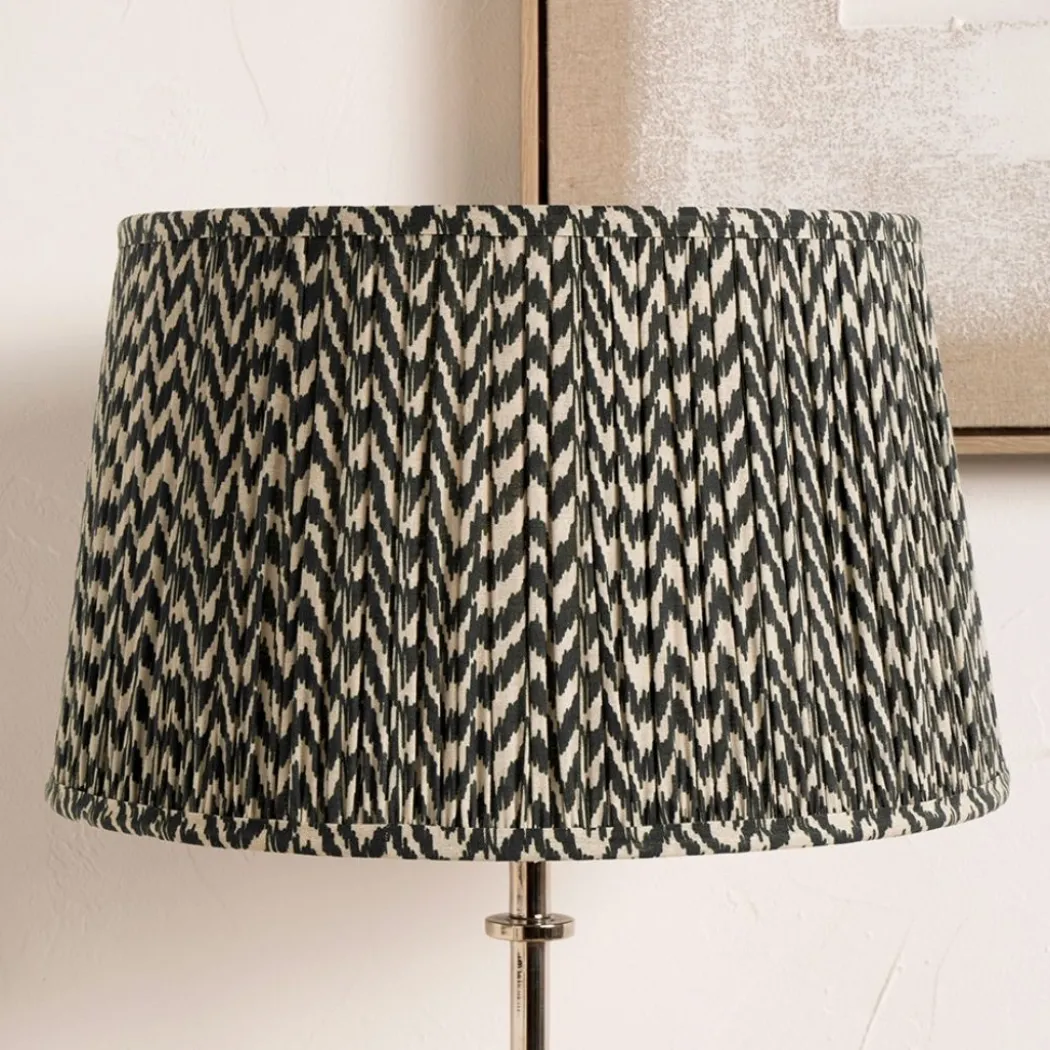 Vienna 35cm Black & White Chevron Shade