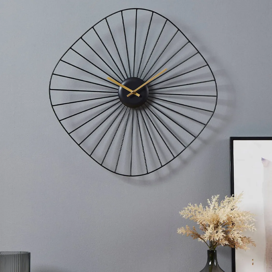 Matsumoto Small Black Clock