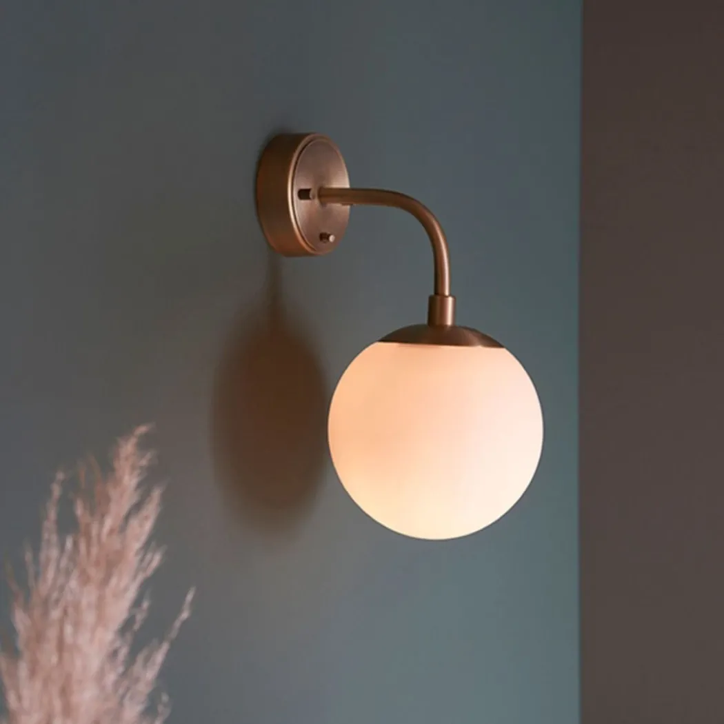 Pilar 1 Light Brass Wall Bracket